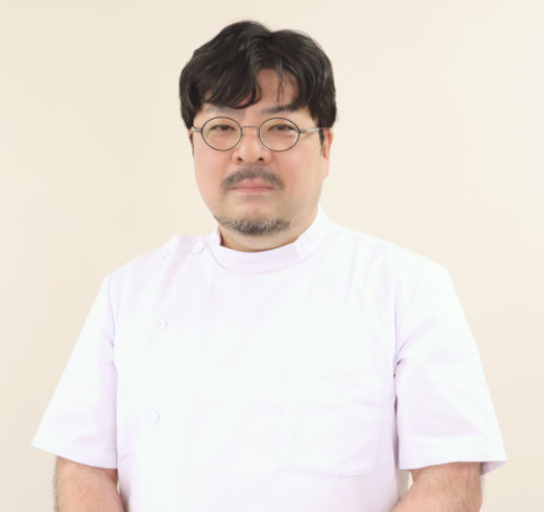 山元　輝明